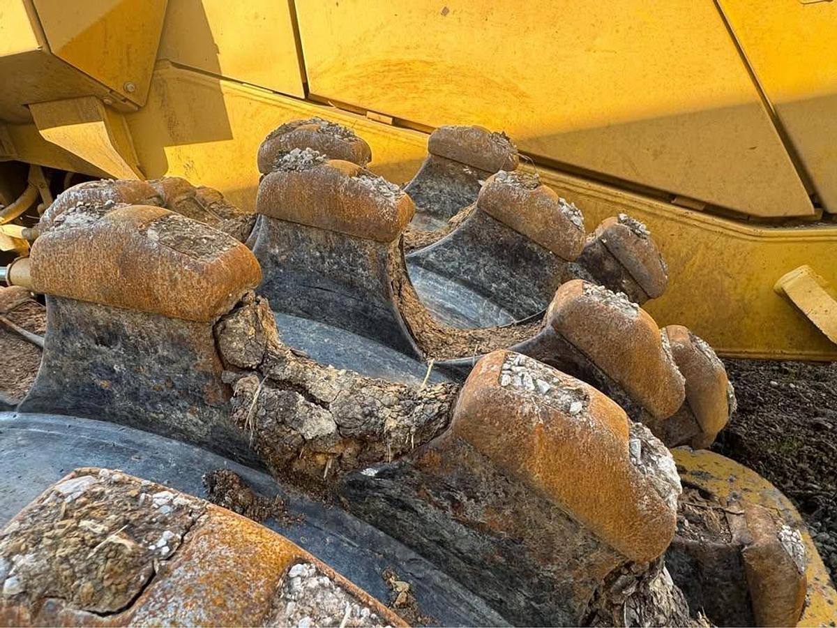 Used 1998 Caterpillar 815F