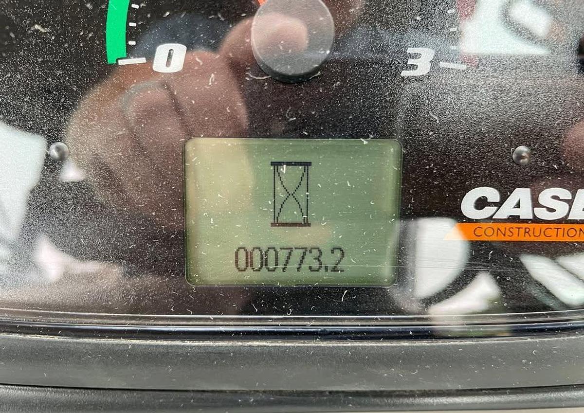 Used 2018 Case 580N EP