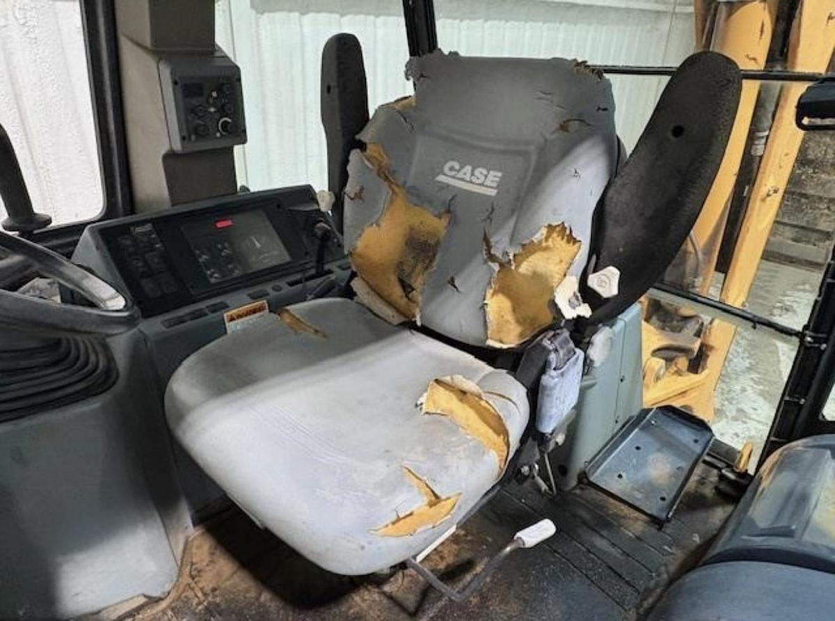 Used 2000 Case 580 SL II