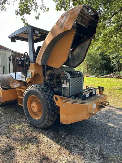 Used 2011 CASE SV208