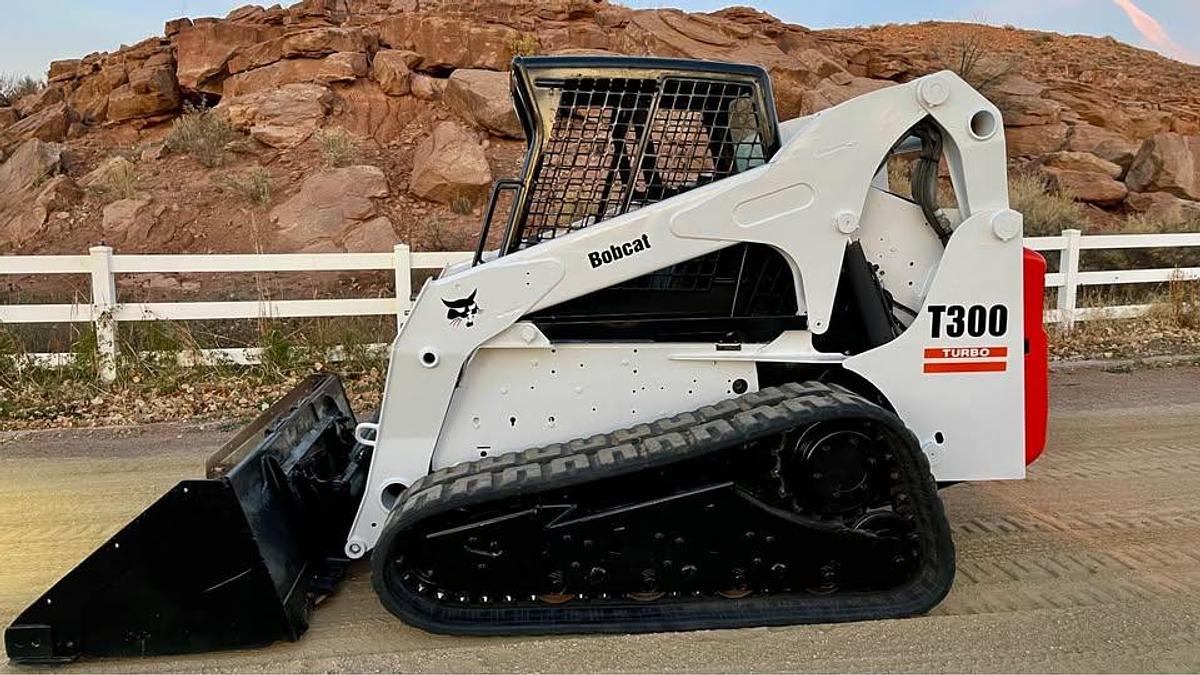 Used 2008 Bobcat T300