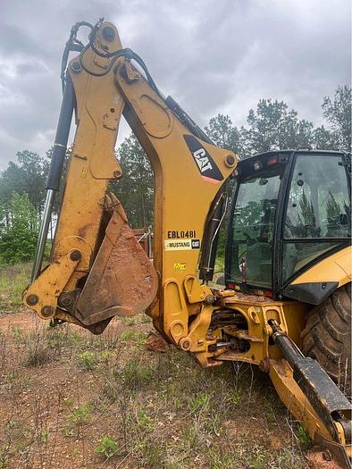 Used 2010 Caterpillar 450E