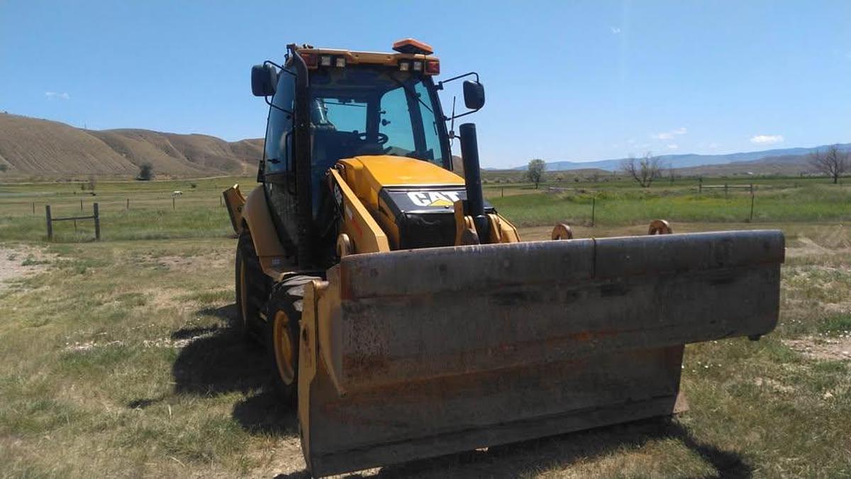 Used 2013 CAT 420F