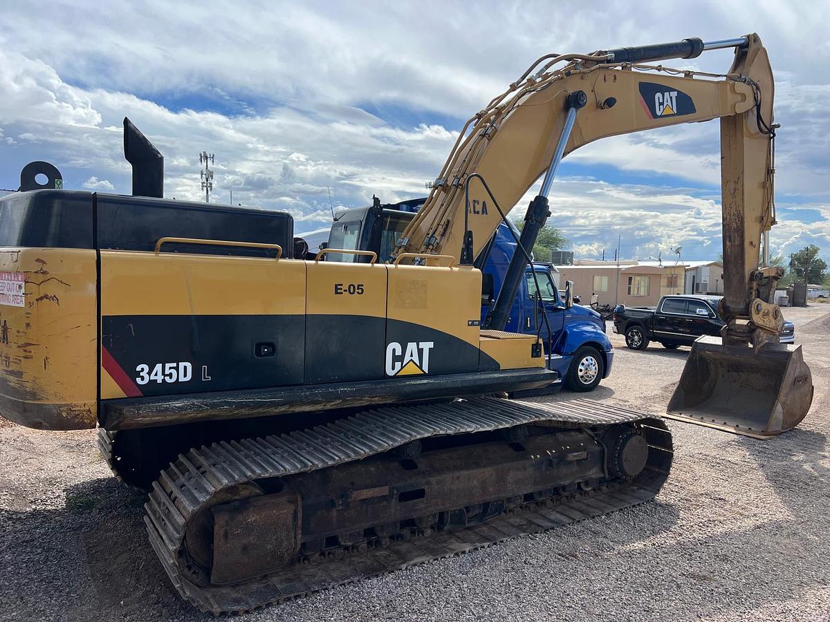 Used 2011 Caterpillar 345D