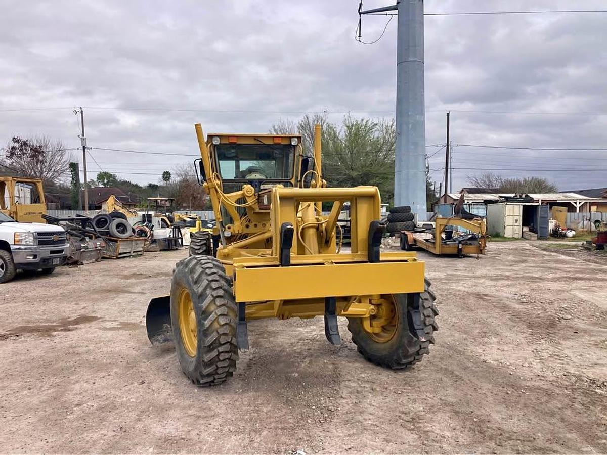 Used 1999 Caterpillar 140H