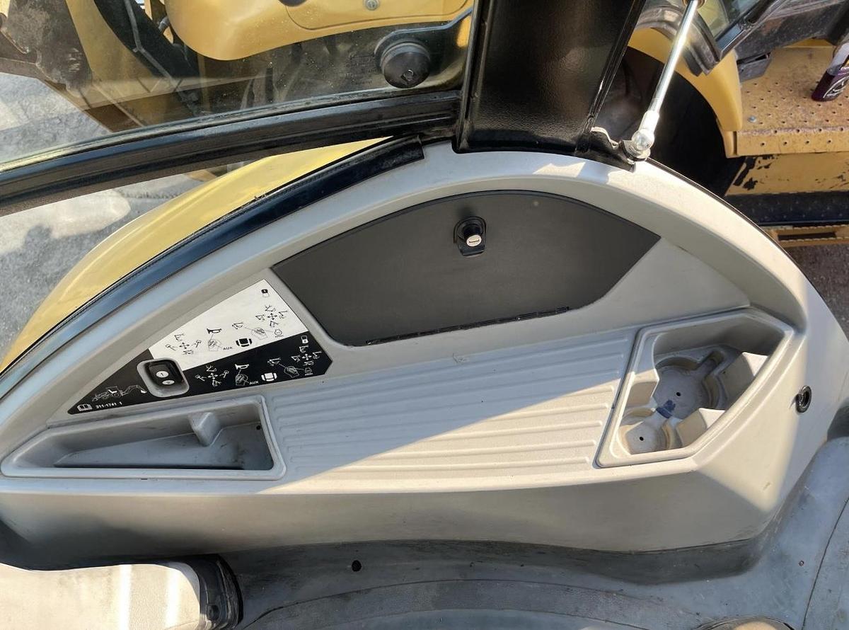 Used 2014 Caterpillar 420F