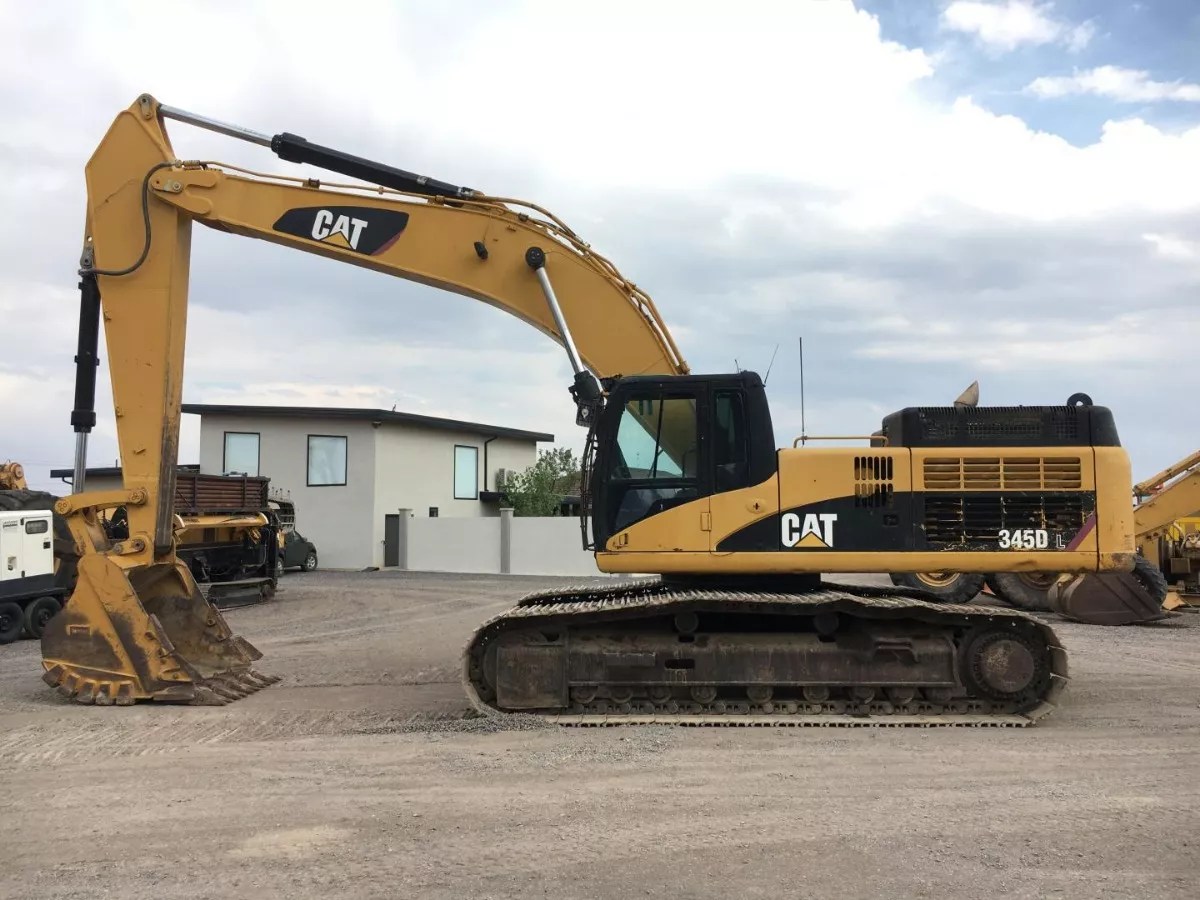 CAT 345D