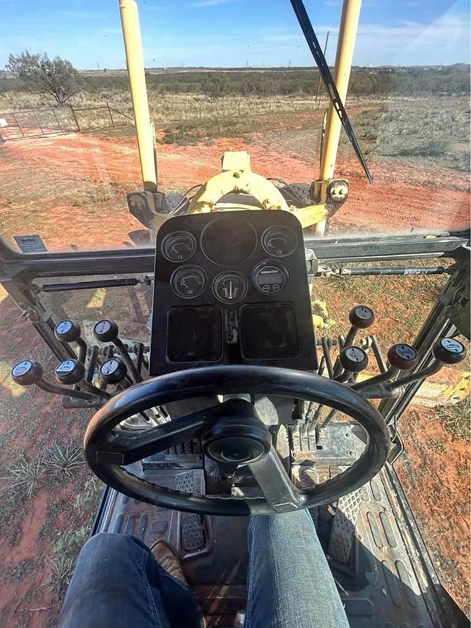 Used 2016 Komatsu GD 655