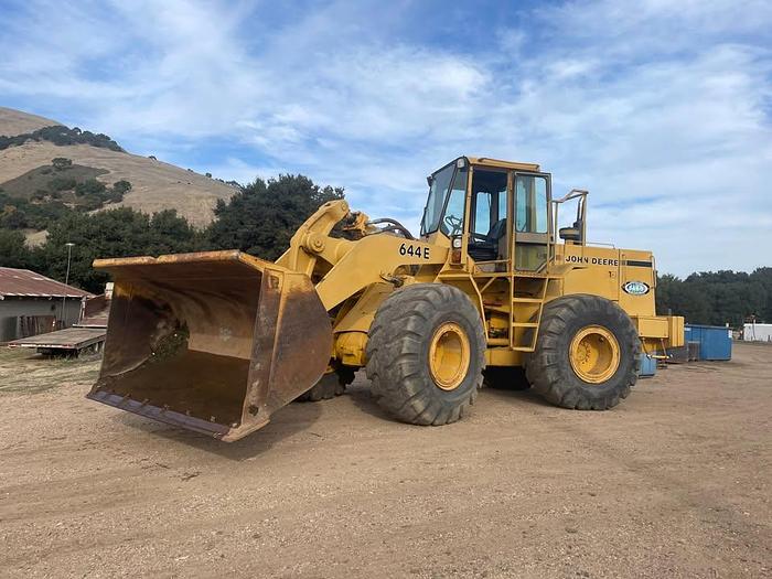 Used 1983 John Deere 644E