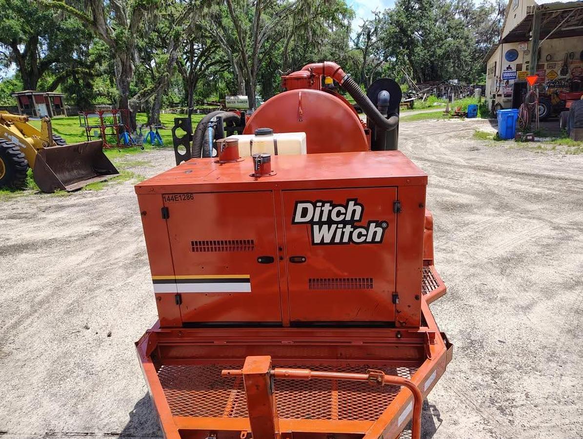 Used 2011 Ditch Witch FX30