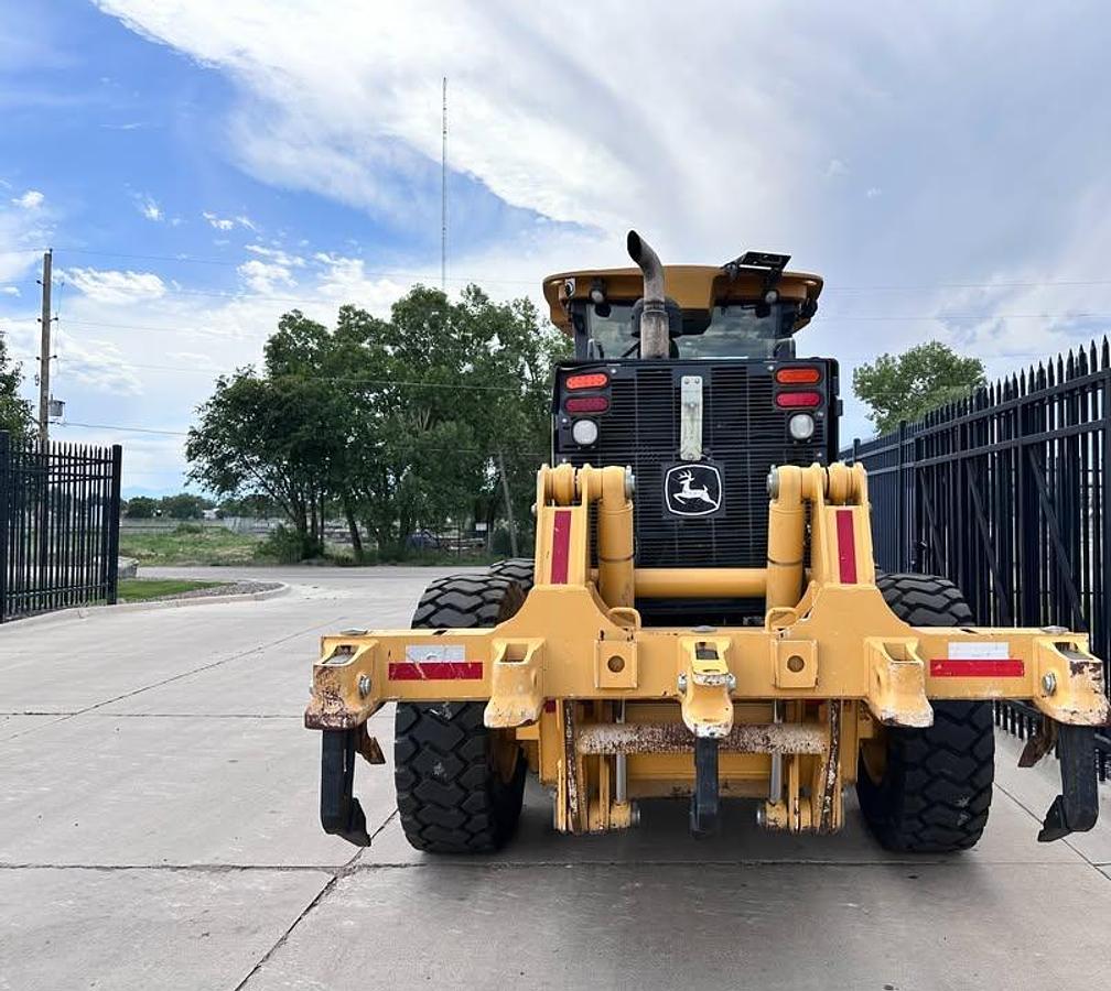 Used 2009 John Deere 772G