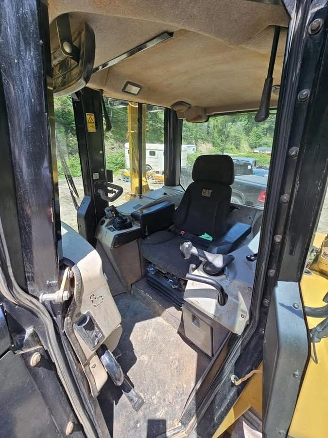 Used 2015 Caterpillar D6N LGP