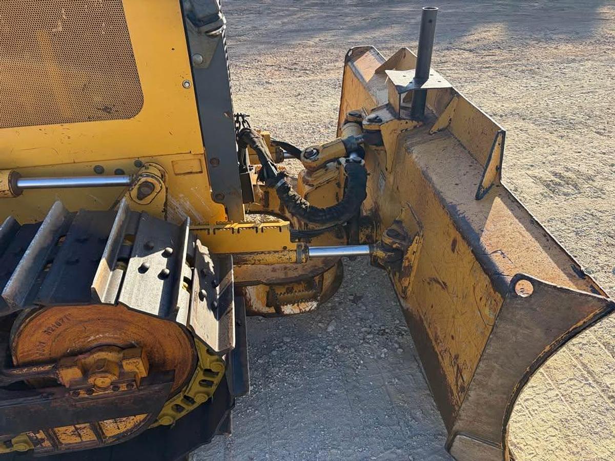 Used 2006 John Deere 650J