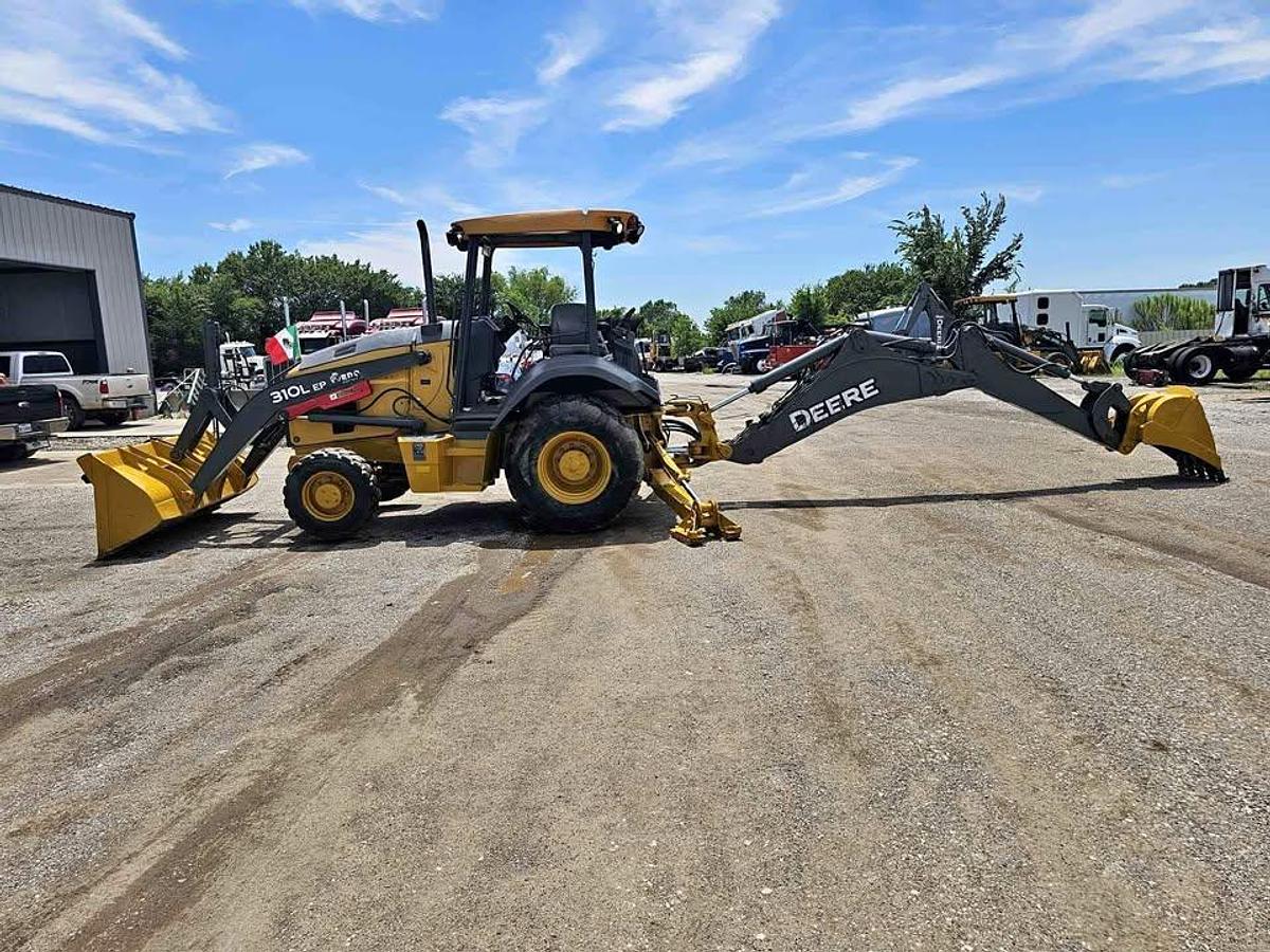 Used 2019 John Deere 310L