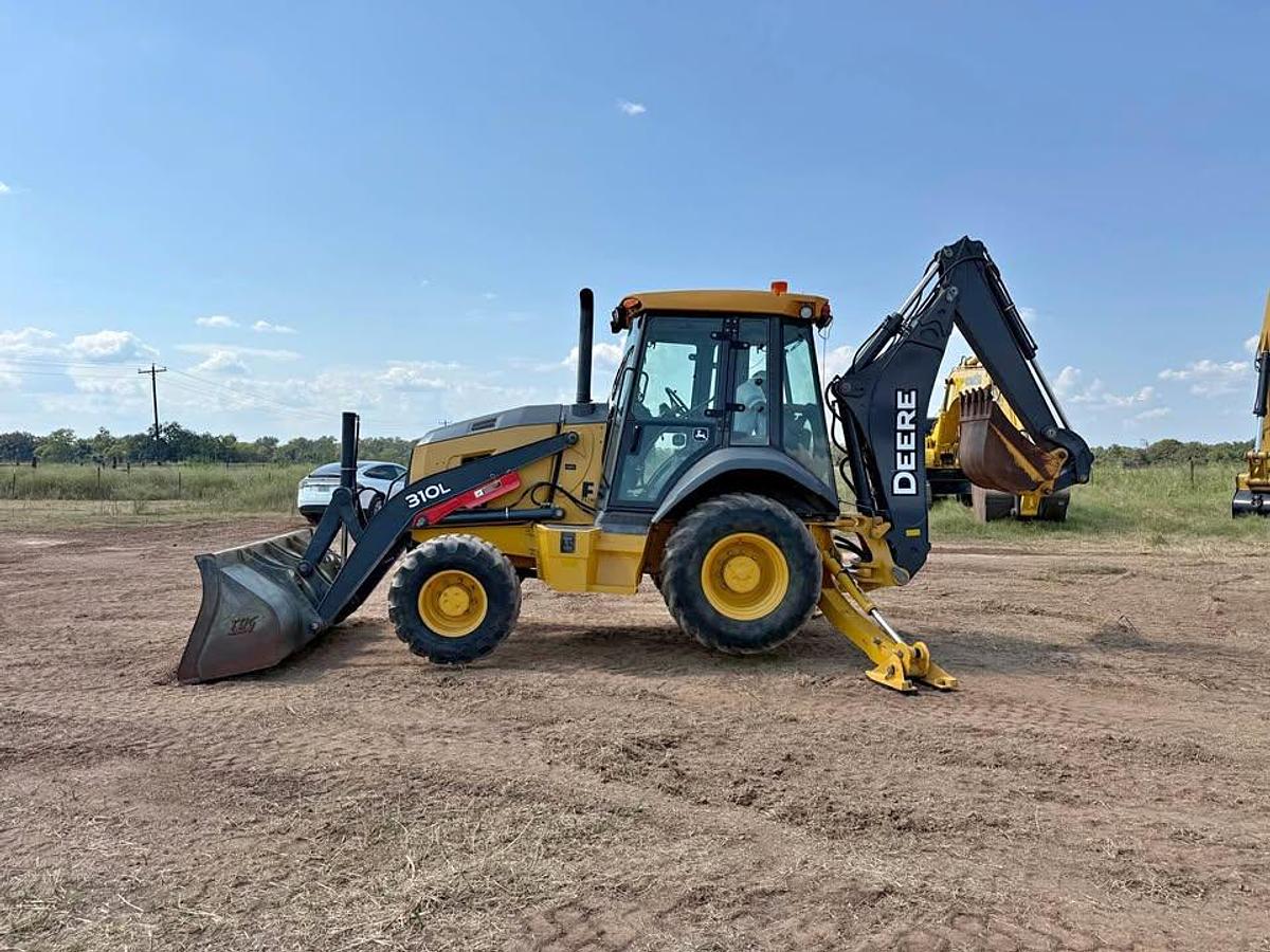Used 2019 John Deere 310L