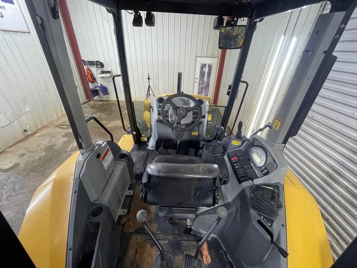 Used 2019 Caterpillar 416F2