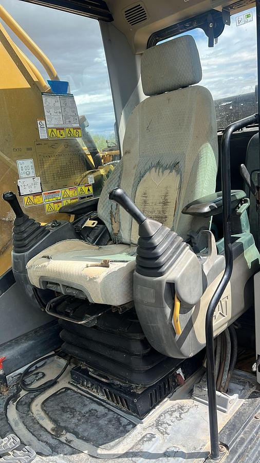 Used 2011 Caterpillar 345D