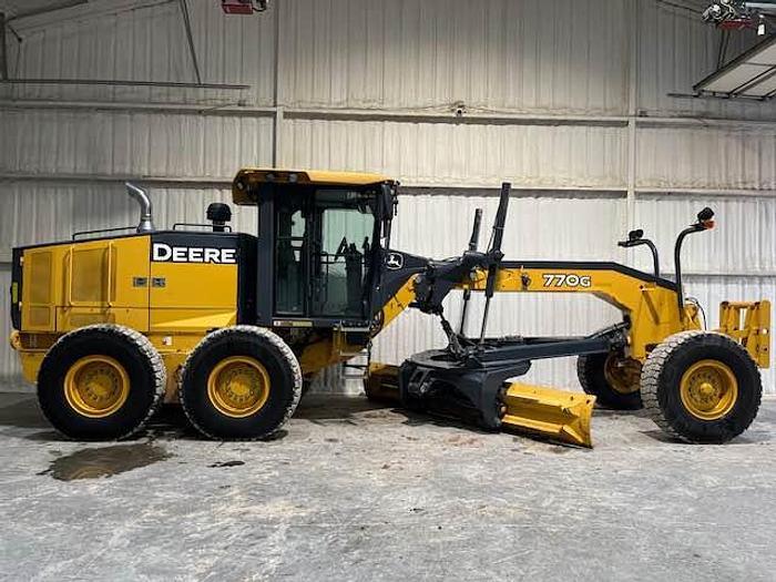 2012 John Deere 770G