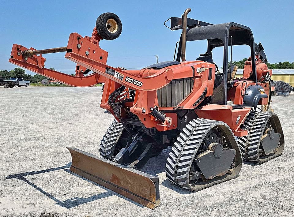 Ditch Witch RT120 Quad w/ Vibratory Plow
