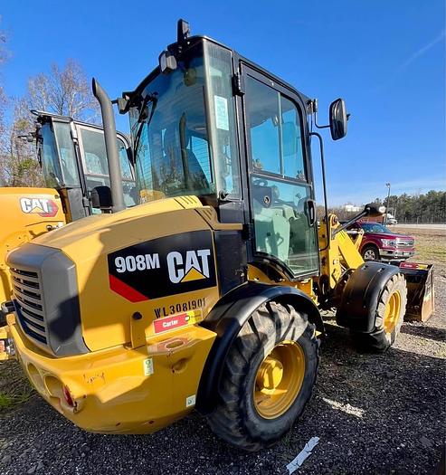 Used 2019 CAT 908M