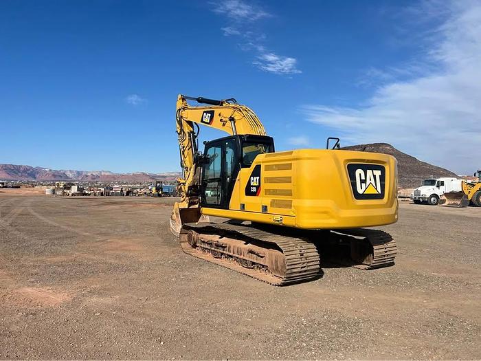 Used 2018 Cat 320