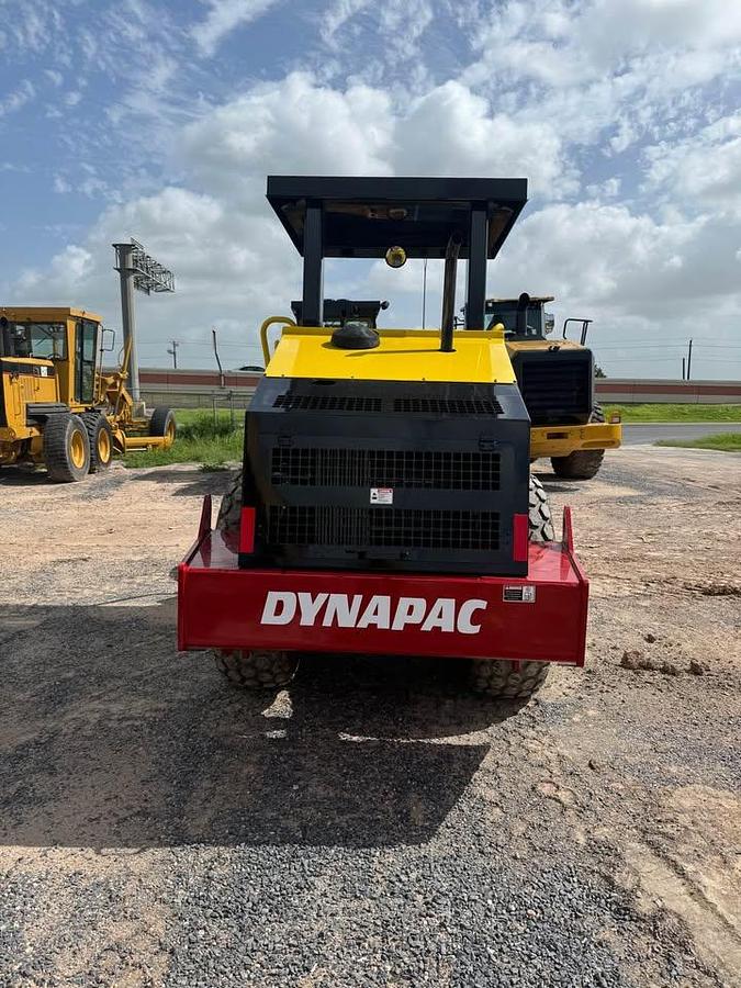 Used 2006 Dynapac CA150D Smooth Drum Compactor