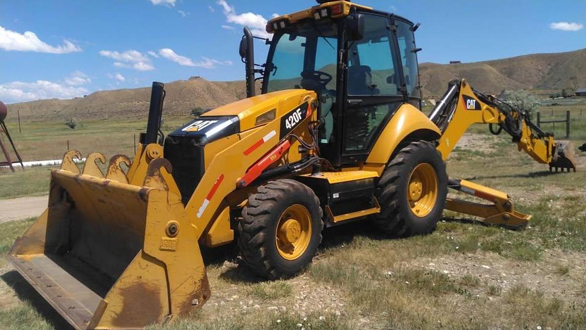 Used 2013 CAT 420F