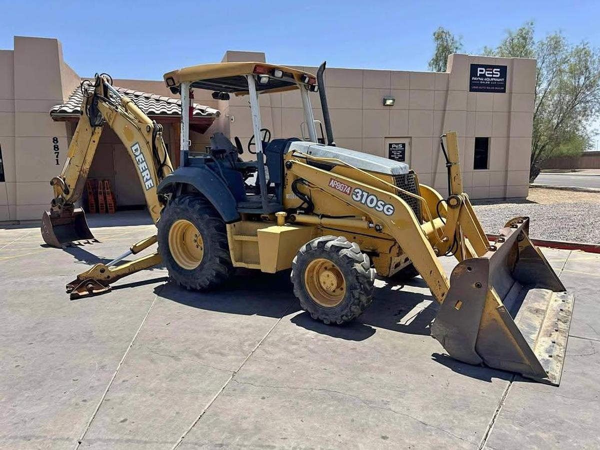 Used 2003 John Deere 310SG