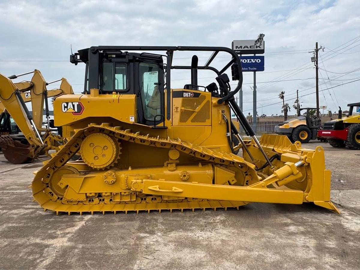 Used 2013 Caterpillar D6T LGP