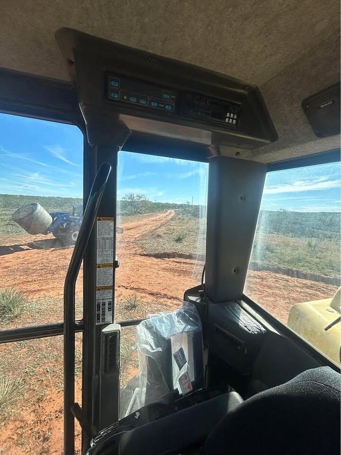 Used 2016 Komatsu GD 655