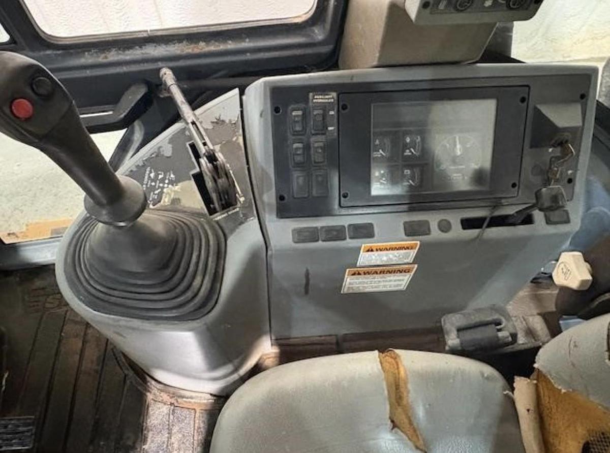 Used 2000 Case 580 SL II