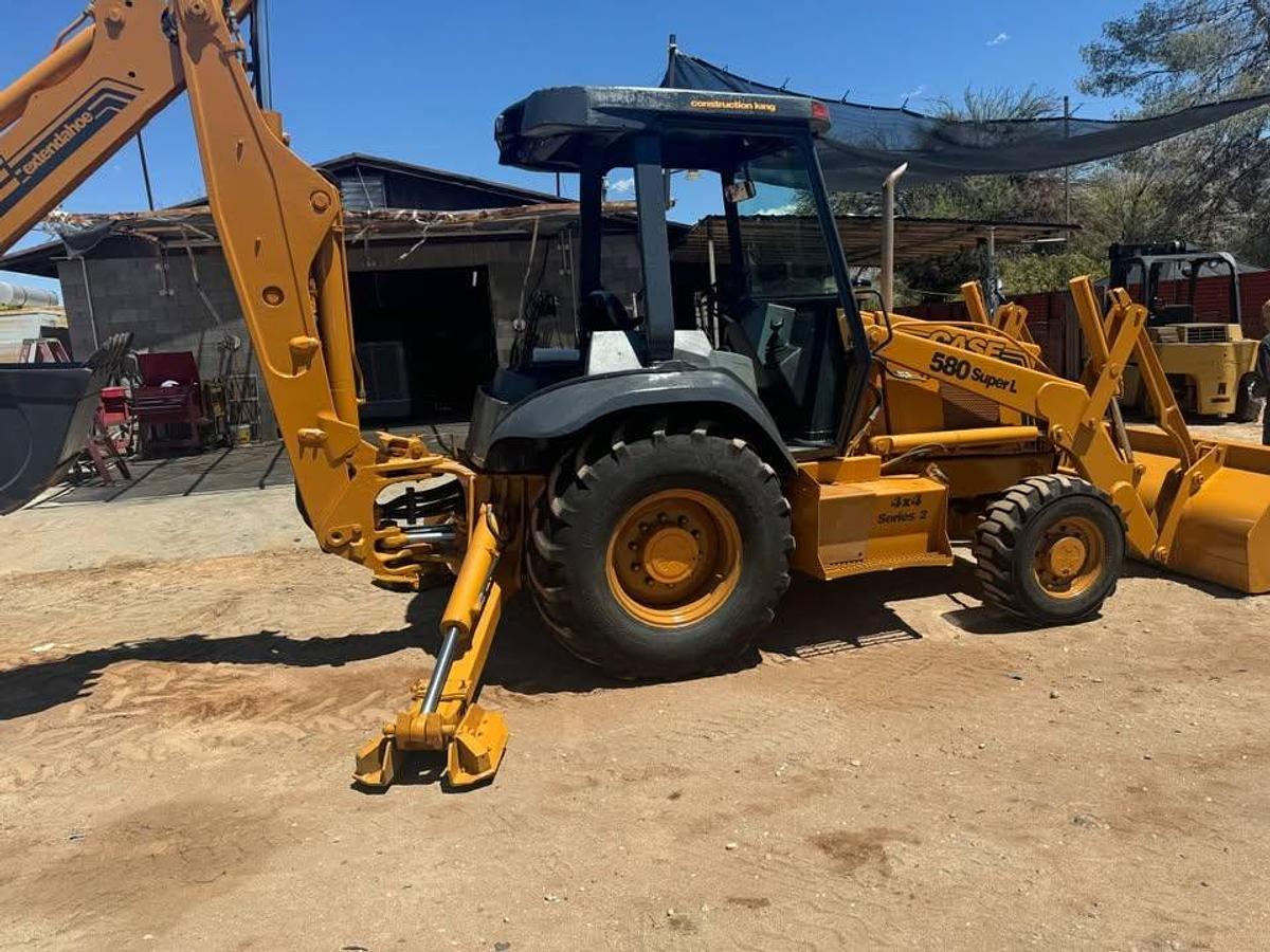 Used 2000 CASE 580 SL 