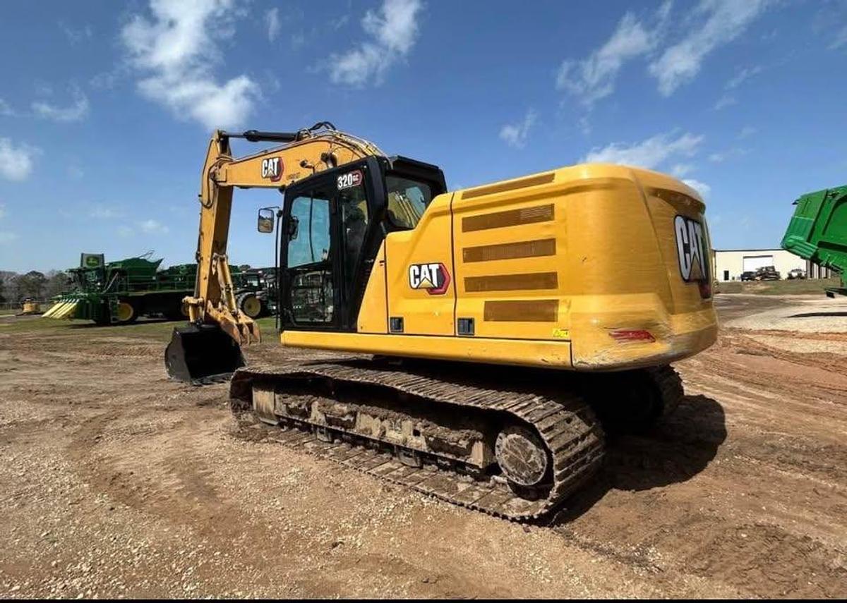 Used 2020 CAT 320GC