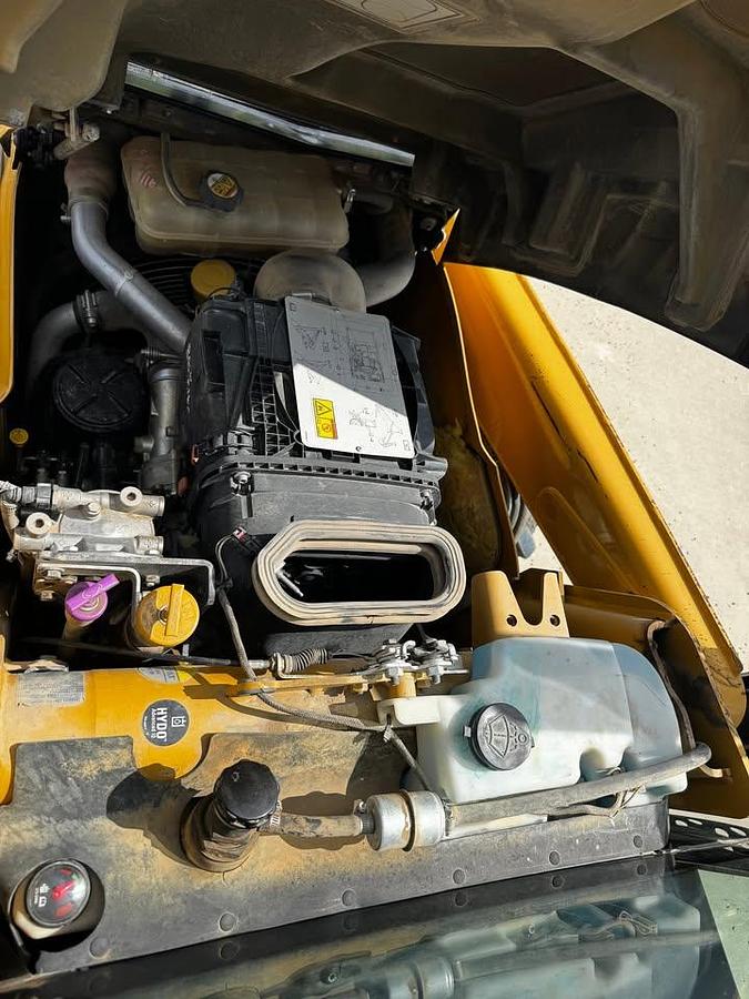 Used 2014 Caterpillar 420F