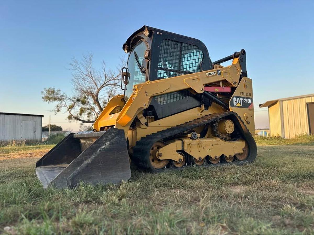 Used 2017 Caterpillar 259D