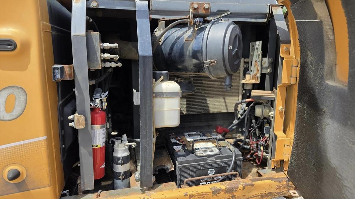 Used 2009 Case CX130