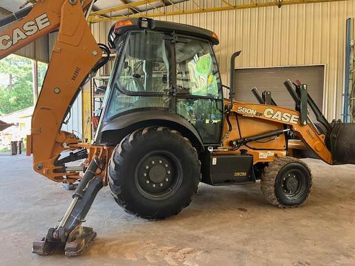 Used 2018 Case 580N EP