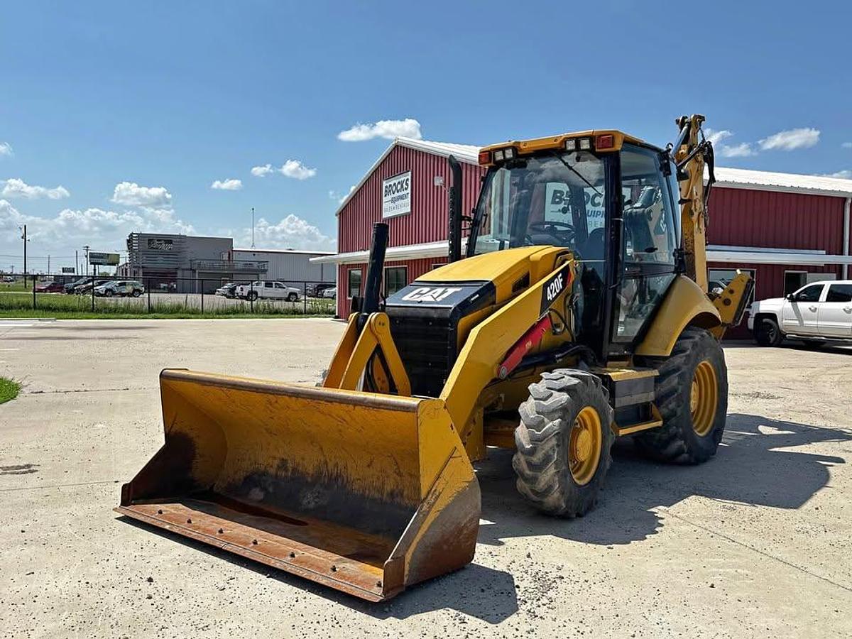 Used 2015 CAT 420F