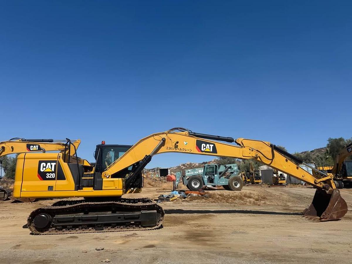 Used 2019 CAT 320 Excavator