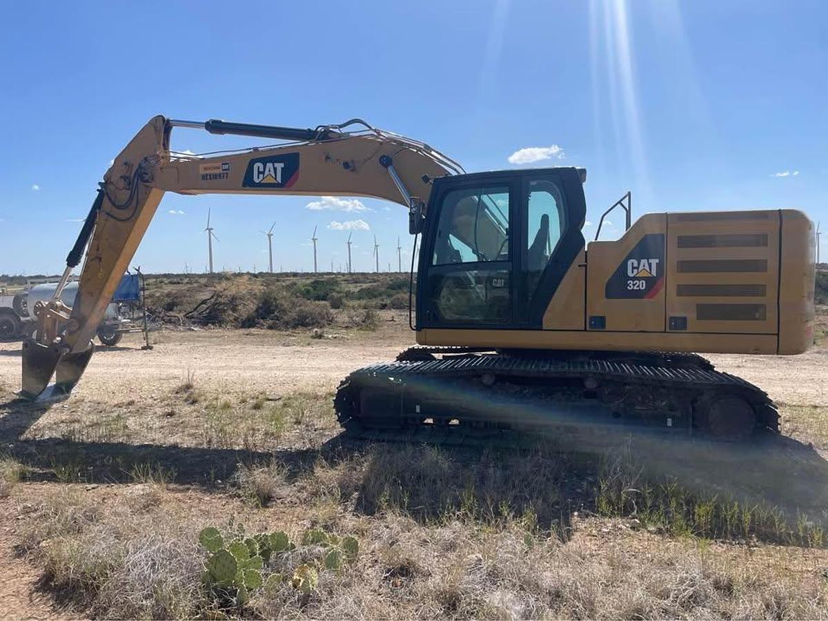 Used 2019 Caterpillar 320