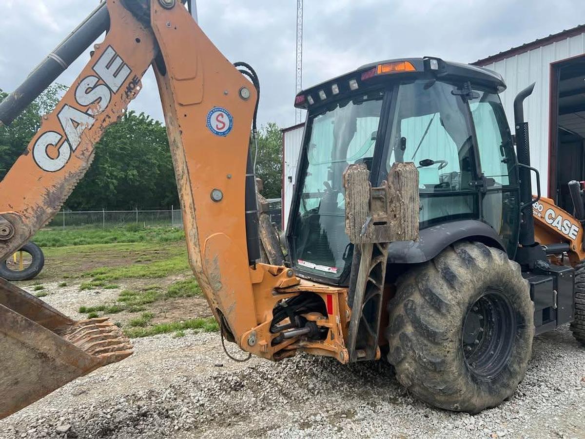 Used 2019 Case 580SN