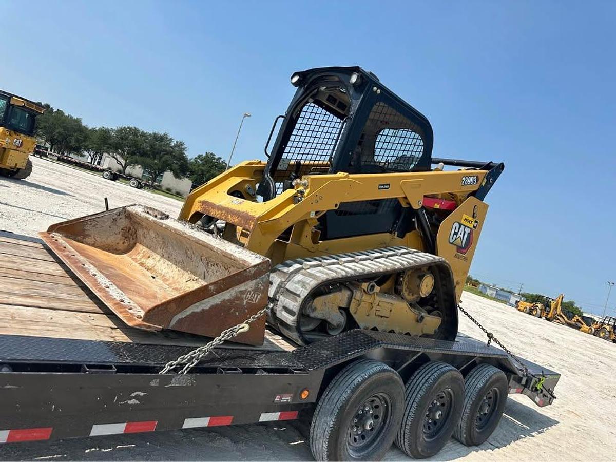 Used 2023 CAT 289D3 Skid Steer