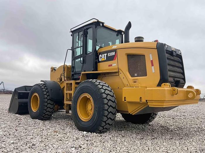 Used 2016 Caterpillar 938m