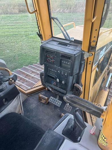 Used 2005 Caterpillar D6N LGP