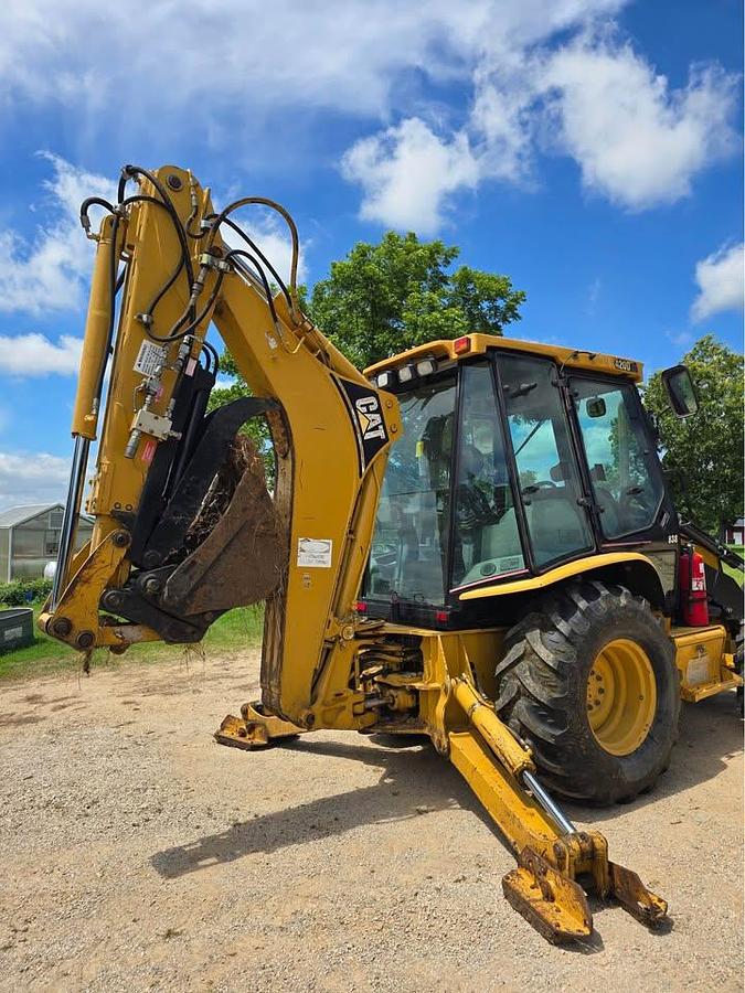 Used 2002 CAT 420D IT