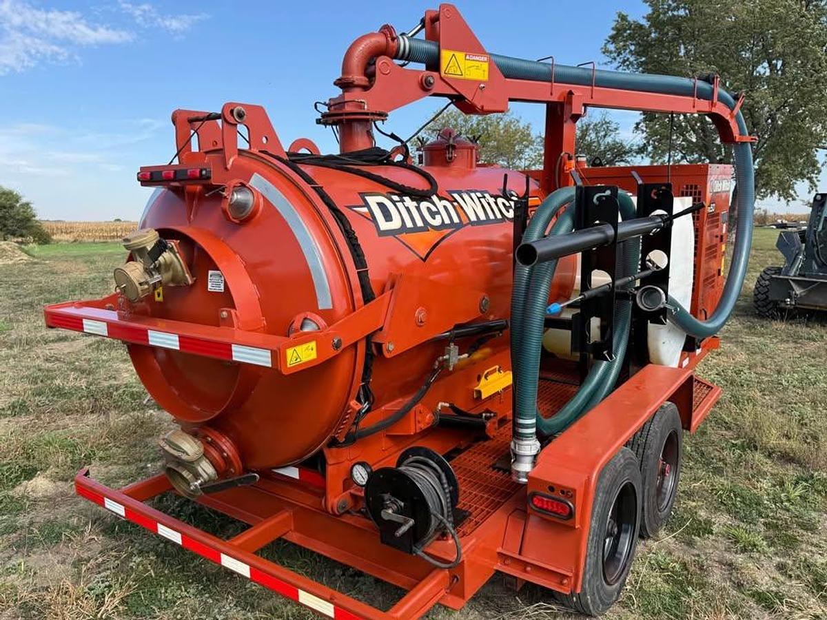Used 2015 Ditch Witch FX50