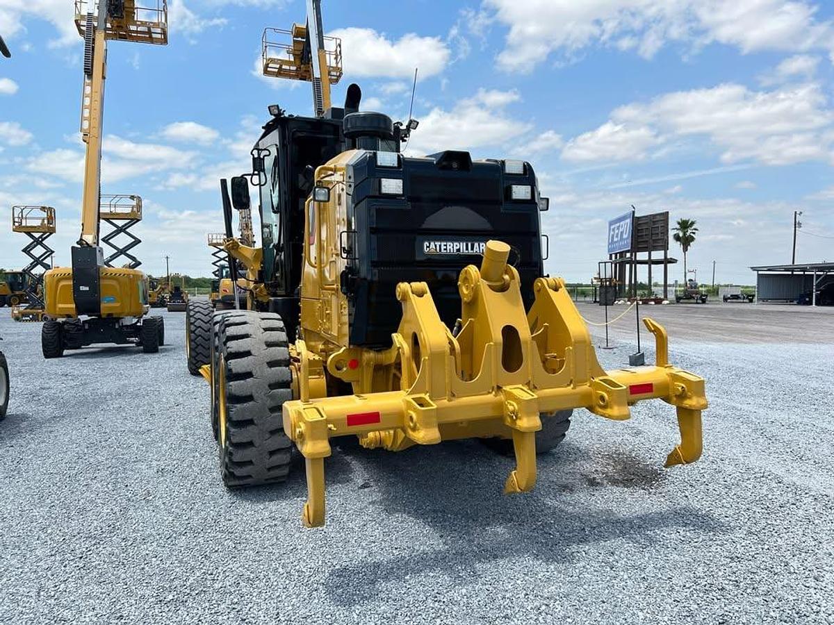 Used 2015 CAT 140M3 Motor Grader