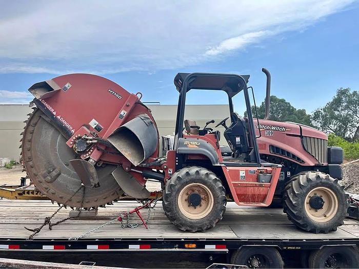 2014 Ditch Witch RT120 with 40” Rock Saw