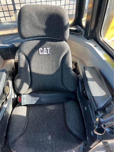 Used 2019 Caterpillar D6T XL / Ripper
