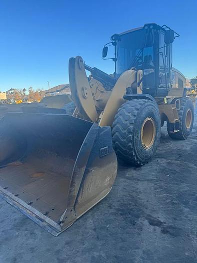 Used 2014 Caterpillar 930K